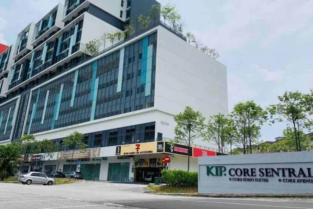 Core Soho Suite @ Klia Airport Sepang Apartment